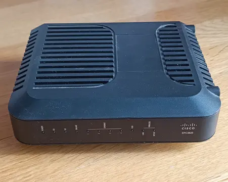 Cisco EPC3825 euroDOCSIS GATEWAY